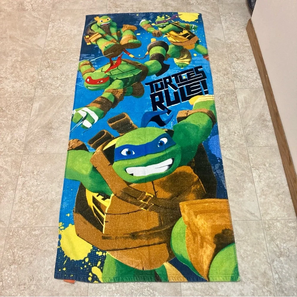 Nickelodeon 2015 Teenage Mutant Ninja Turtles Beach Towel